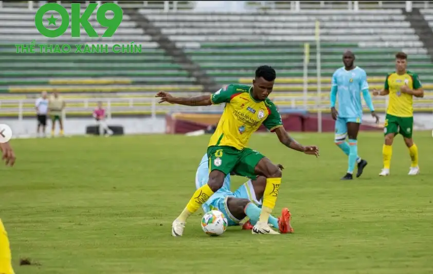 Hàng thủ của Inter Palmira đang gặp vấn đề.